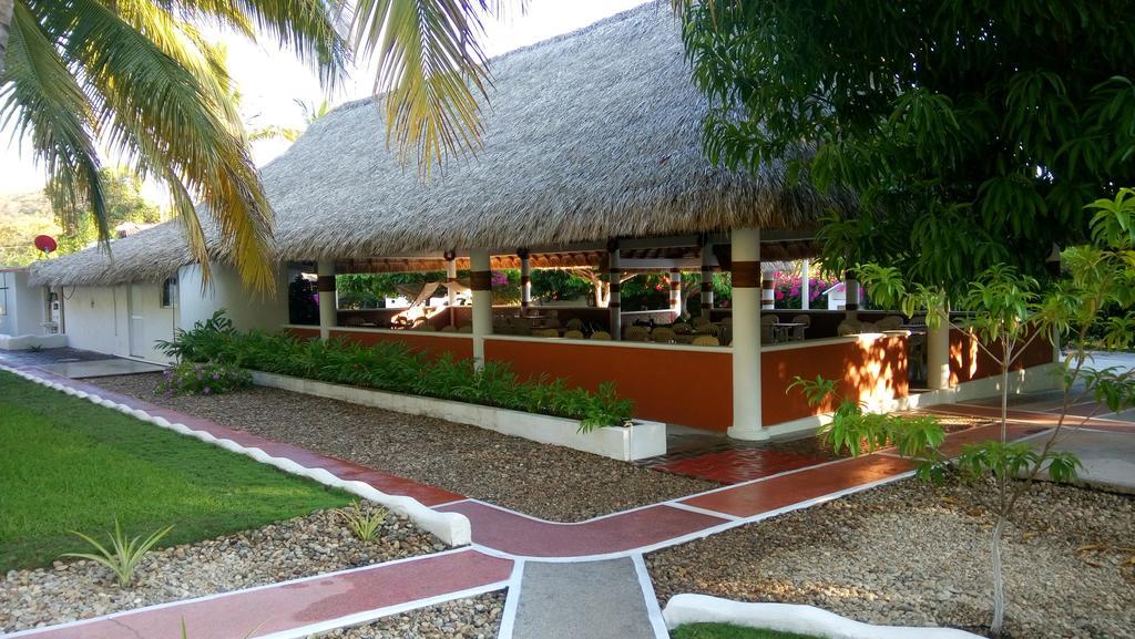 Hotel Y Club Campestre Altos Paraiso 埃斯孔迪多港 外观 照片